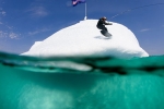 Вперед за айсбергом: вейкбординг у Полярного круга